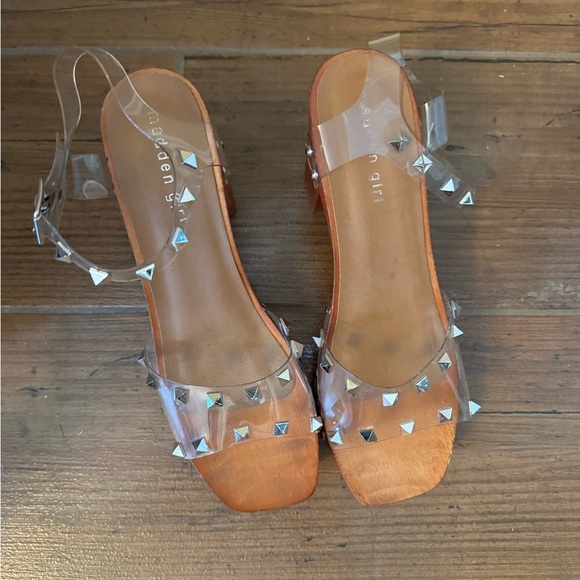 Madden Girl Cream and Brown Platform Sandals - Picture 2 of 8